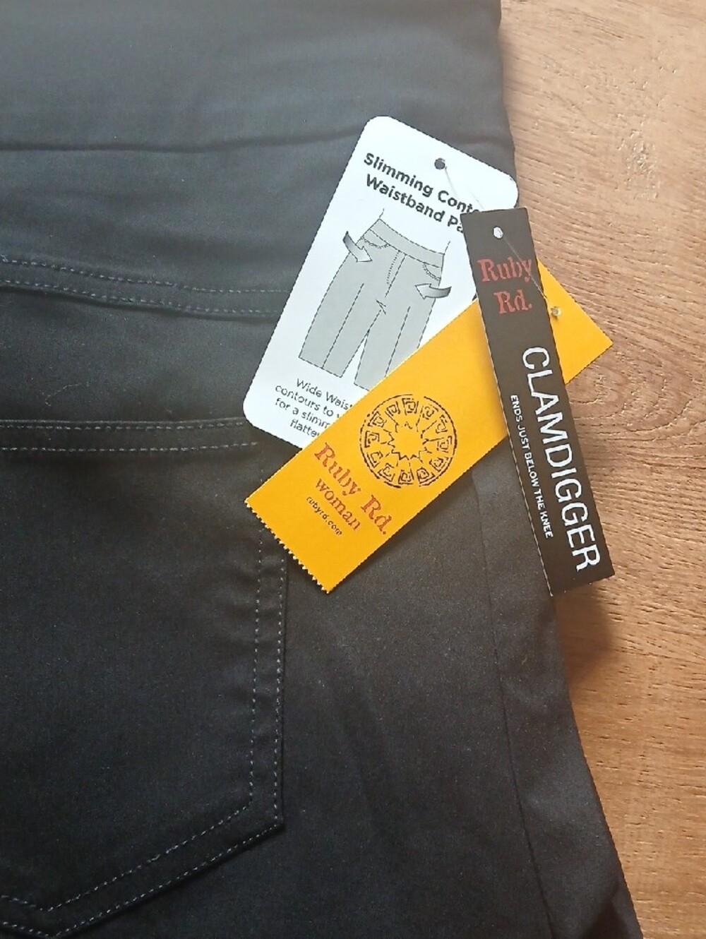 Ruby Rd. Navy Cropped Pull-On Capri Pants - Picture 4 of 6
